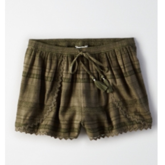 American Eagle Outfitters Pants - 3/$20 💐American eagle shorts💐